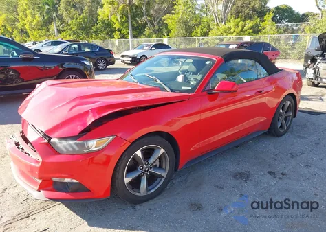 2015 Ford Mustang V6 z USA, uszkodzony, nr VIN 1FATP8EM7F5427177